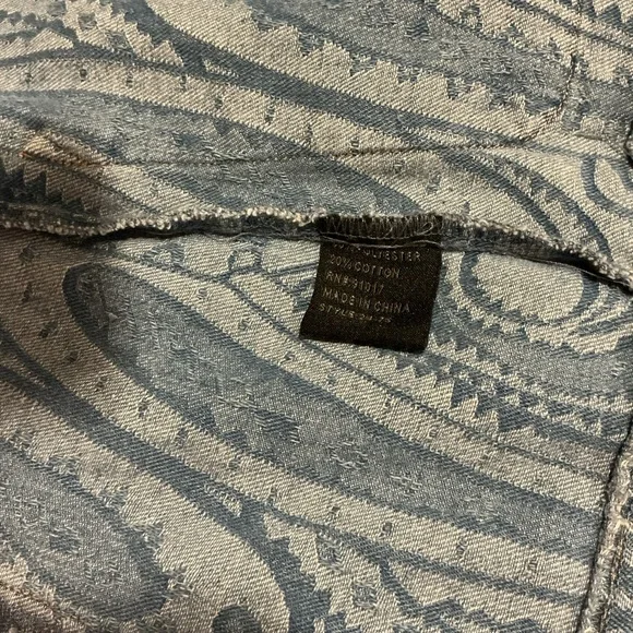 Solitaire Women's Blue Paisley Jacket - Picture 8 of 8